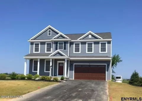 21 Wheatfield Way, Mechanicville, NY 12118