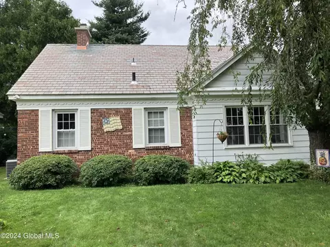 174 Milner Ave, Albany, NY 12208