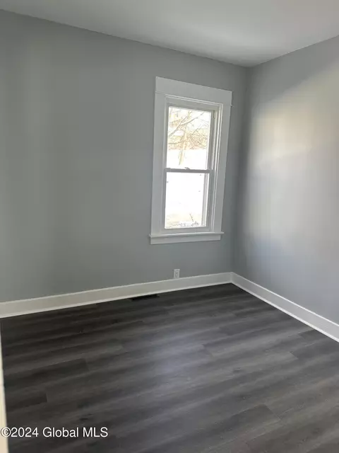 Other - 7 Myrtle Ave, Schenectady, NY 12304 photo 3 of 9