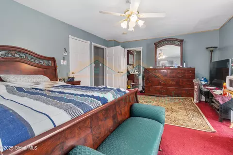 Bedroom - 5071 State Highway 5s, Root, NY 12166 photo 2 of 6