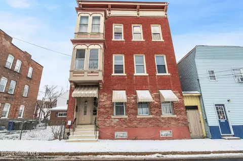 86 Lancaster St, Cohoes, NY 12047