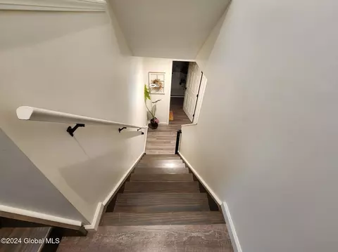 Entry Way - 145 Redtail Rdg, Cobleskill, NY 12043 photo 3 of 4