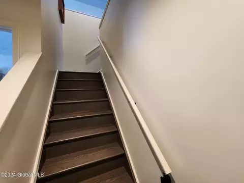 Entry Way - 145 Redtail Rdg, Cobleskill, NY 12043 photo 4 of 4