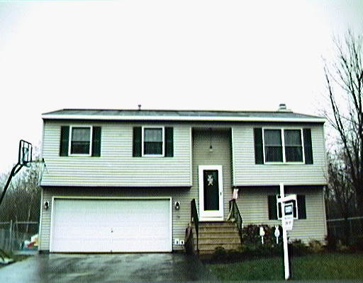 7 Holly S, Schenectady, NY 12302 photo 1