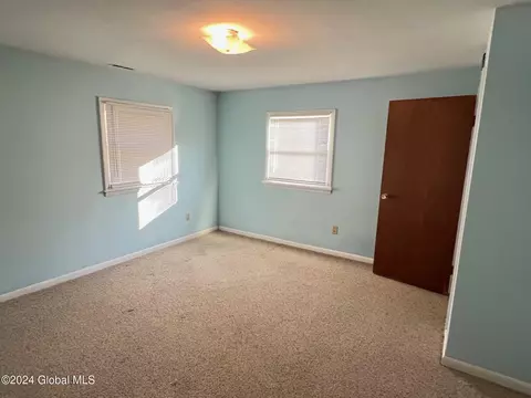 Bedroom - 3123 Spawn Rd, Schenectady, NY 12303 photo 7 of 8