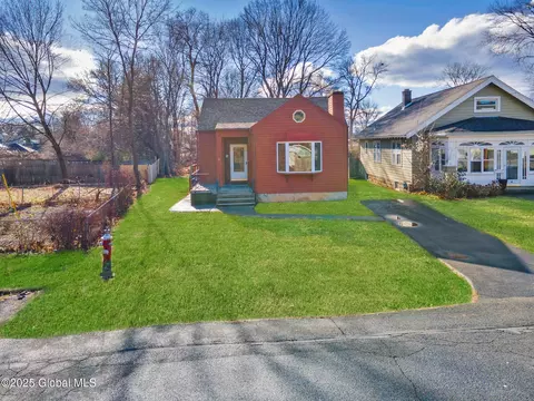 2 Helderberg Ave, Albany, NY 12208