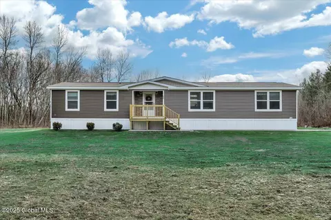 309 Jackson Vly Rd, Broadalbin, NY 12025