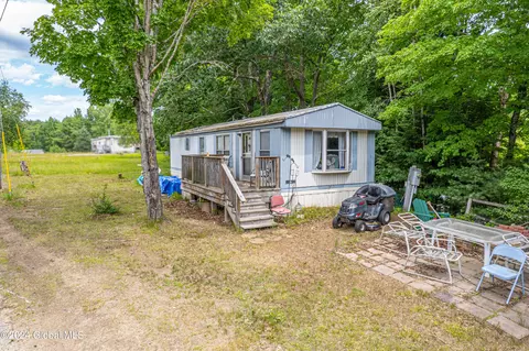 36 Old Day Center Rd, Hadley, NY 12835