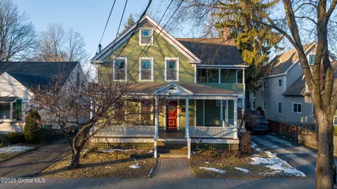 221 Lake Ave, Saratoga Springs, NY 12866