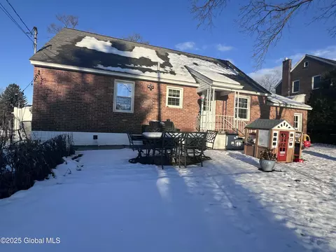 Exterior - 1808 Randoph Rd, Schenectady, NY 12308 photo 6 of 7