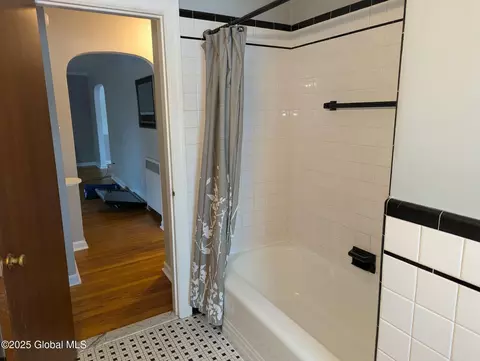 Bath - 1808 Randoph Rd, Schenectady, NY 12308 photo 2 of 7