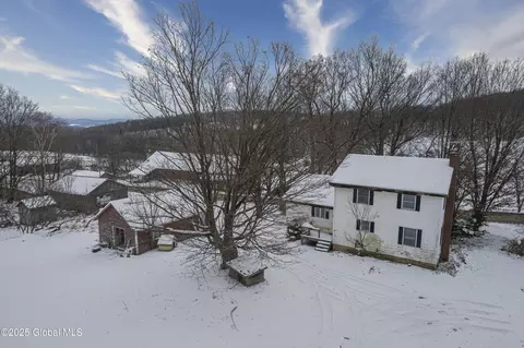 100 Halterman Rd, Granville, NY 12832