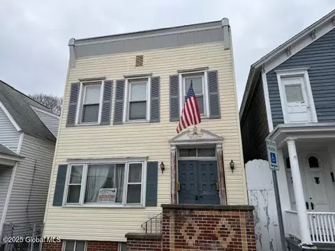 428 6th Ave, Troy, NY 12182