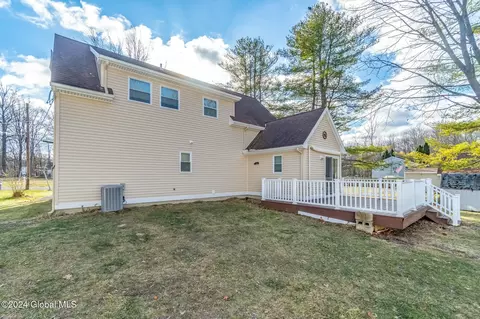 Exterior - 11 Kellogg Ave, Schenectady, NY 12304 photo 5 of 15