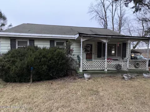 1015 River Rd, Schodack, NY 12156