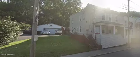 663-665 Pawling Ave, Troy, NY 12180