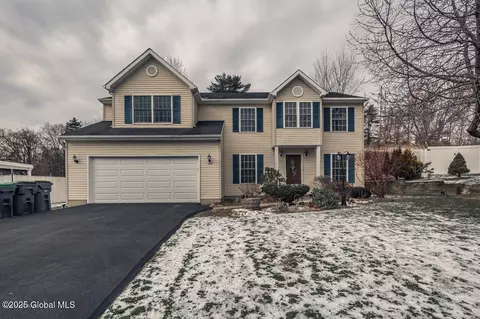 120 Old Coach Rd, Clifton Park, NY 12065