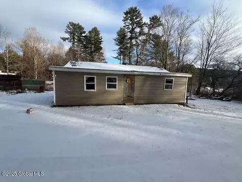 14 Walter Maxfield Rd, Hadley, NY 12835