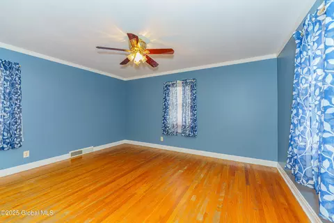 Bedroom - 413 Feura Bush Rd, Glenmont, NY 12077 photo 1 of 3