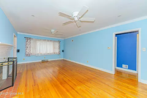 Living - 413 Feura Bush Rd, Glenmont, NY 12077 photo 1 of 5