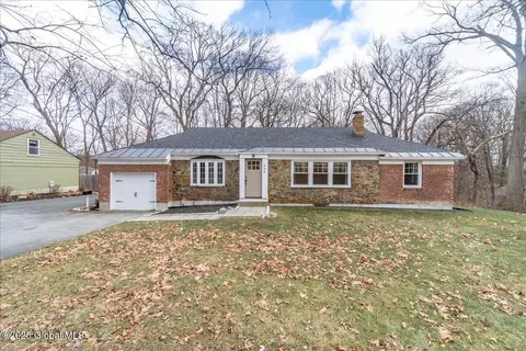 369 Loudon Rd, Loudonville, NY 12211