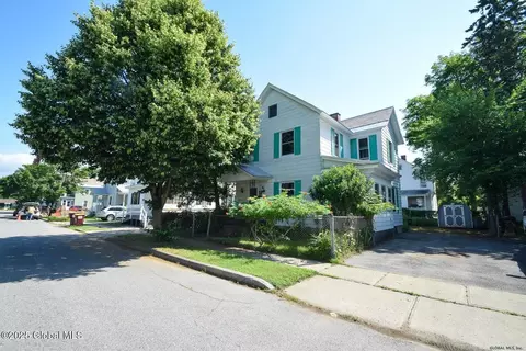 9 Kenworthy Ave, Glens Falls, NY 12801