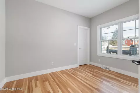 Bedroom - 14 N Holmes St, Schenectady, NY 12302 photo 3 of 4