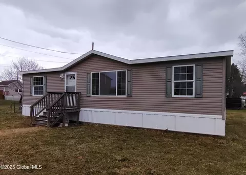 111 Garibaldi St, Mohawk, NY 13407