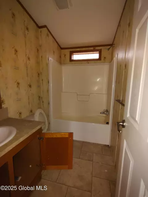 Bath - 111 Garibaldi St, Mohawk, NY 13407 photo 2 of 2