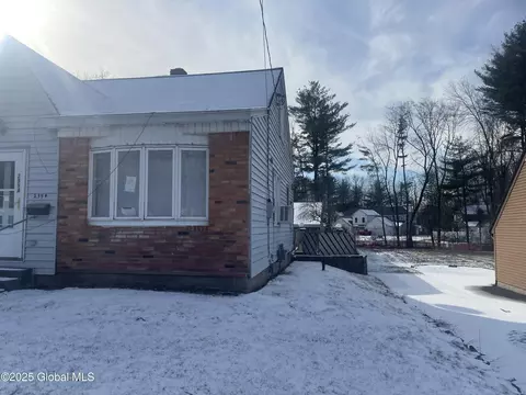 2394 Curry Rd, Schenectady, NY 12303 photo 16