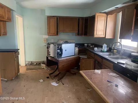 2394 Curry Rd, Schenectady, NY 12303 photo 20