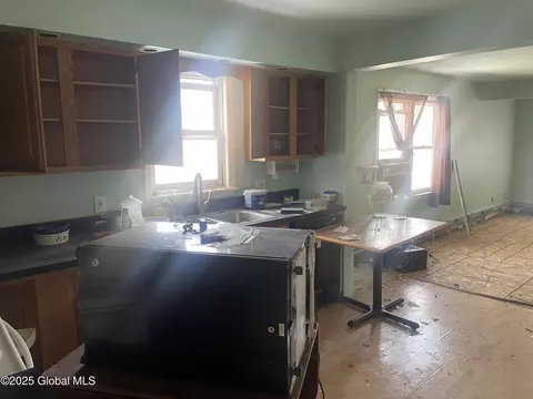 2394 Curry Rd, Schenectady, NY 12303 photo 19