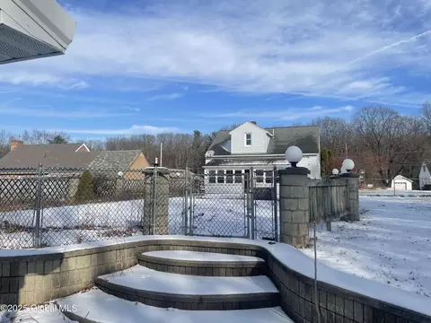 2394 Curry Rd, Schenectady, NY 12303 photo 5
