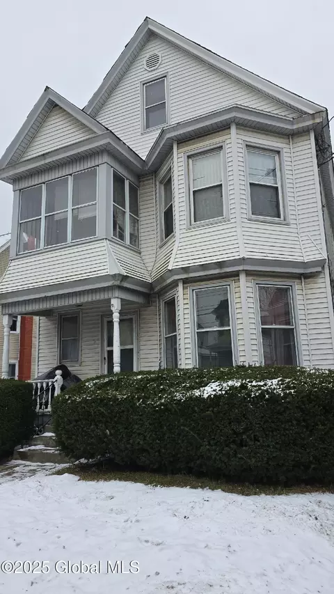 84 N Brandywine Ave, Schenectady, NY 12307
