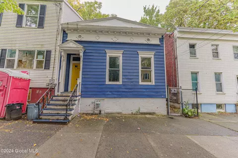 255 2nd St, Albany, NY 12206