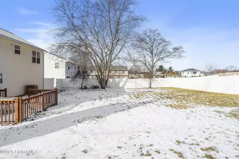 3435 Maryvale Dr, Schenectady, NY 12304 photo 35