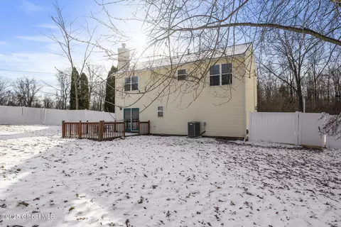 3435 Maryvale Dr, Schenectady, NY 12304 photo 37