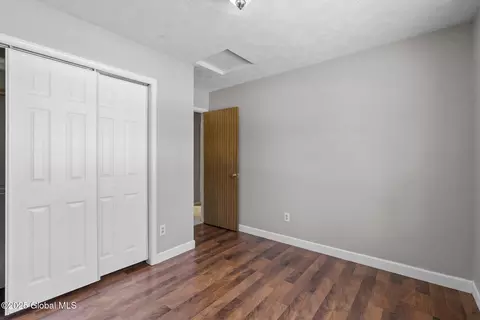 3435 Maryvale Dr, Schenectady, NY 12304 photo 18