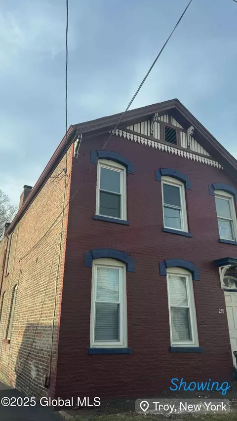 235 Stow Ave, Troy, NY 12180