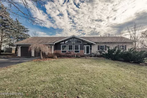 79 Northern Blvd, Hagaman, NY 12086
