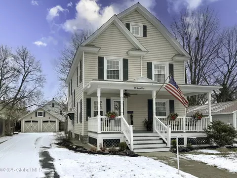 11 Stewart Ave, Glens Falls, NY 12801