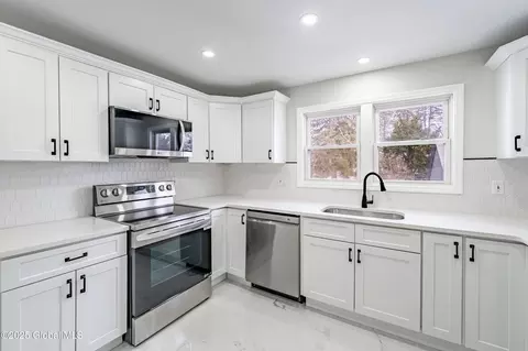 Kitchen - 30 Fox Ave, Schenectady, NY 12304 photo 1 of 2