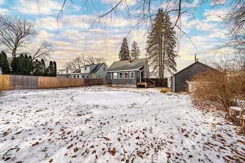 Exterior - 30 Fox Ave, Schenectady, NY 12304 photo 4 of 4