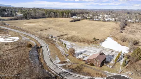 32 Great View Terrace, Voorheesville, NY 12186