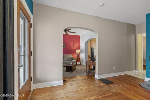 1825 Euclid Ave, Schenectady, NY 12306 photo 9