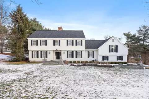 202 Wormer Rd, Voorheesville, NY 12186