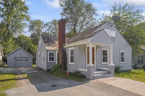 70 Main St, Queensbury, NY 12804