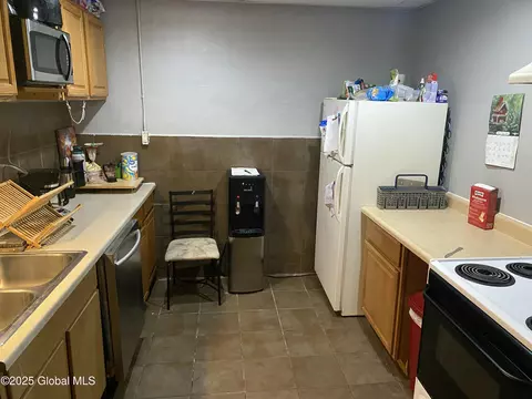 Kitchen - 389 Mckay Rd, Amsterdam, NY 12010 photo 3 of 5