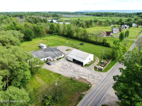 View/Area - 389 Mckay Rd, Amsterdam, NY 12010 photo 1 of 6