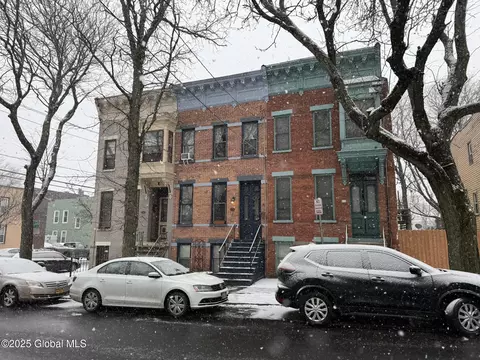 242 Elm St, Albany, NY 12202